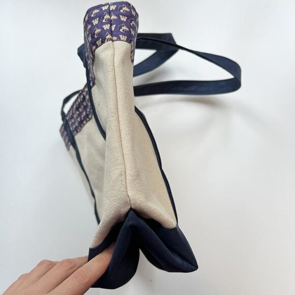 Vineyard Vines Custom Collection Washington Huskies Canvas Tote Bag Purse NEW‎ - Picture 3 of 6